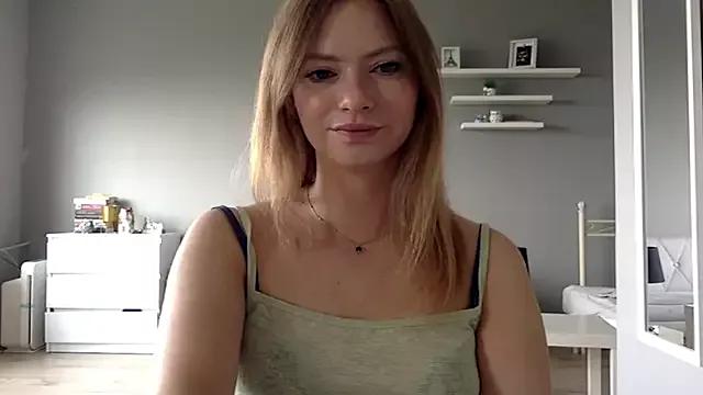 MillieShow from StripChat