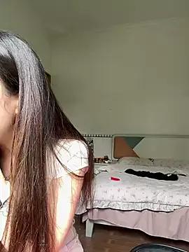 Naked Room Minnie-66 