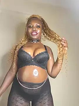 Mistress__ from StripChat is Freechat