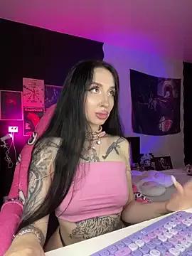 Molly__Moon from StripChat