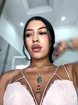 MystiqueXXX from StripChat is Freechat