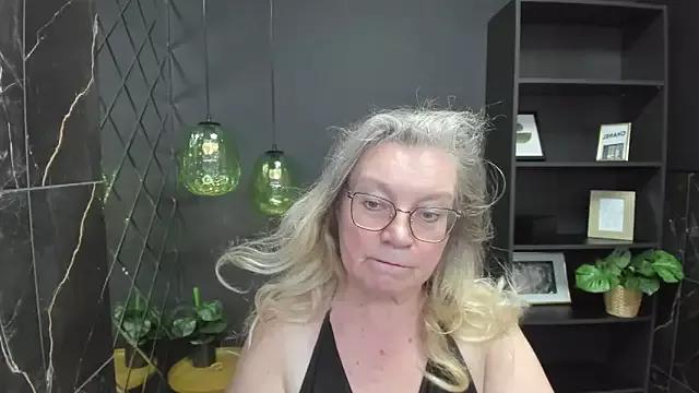 NataliMellow from StripChat