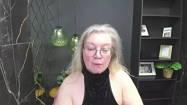 NataliMellow from StripChat