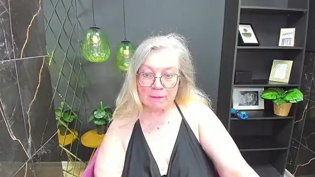 NataliMellow from StripChat