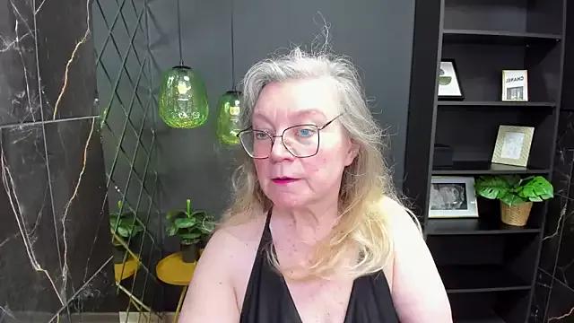 NataliMellow from StripChat