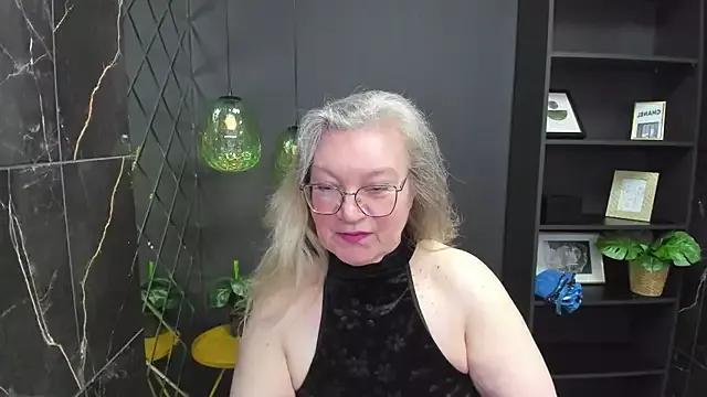 NataliMellow from StripChat