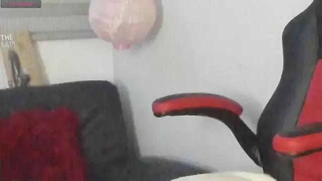 natasha_logan_ from StripChat