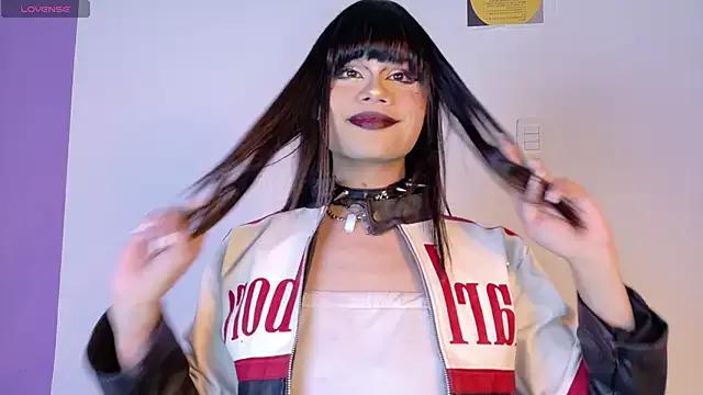 NATASHAA_WINZ from StripChat
