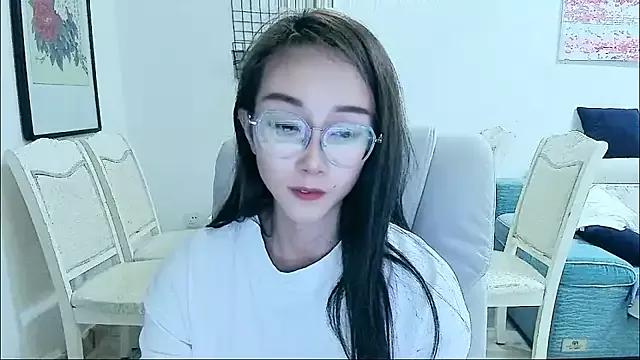NIAN-er from StripChat