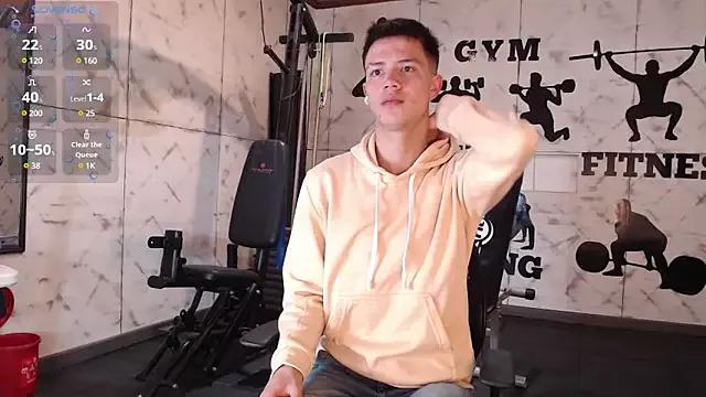 nicktorn on StripChat