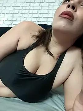 NicoleHayle from StripChat