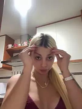 Noeliagglow from StripChat is Freechat