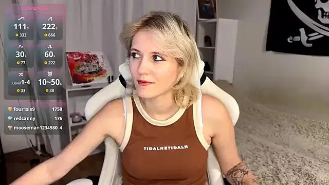 PearlineCallison from StripChat