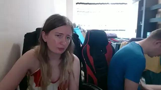 PeterAndJen from StripChat