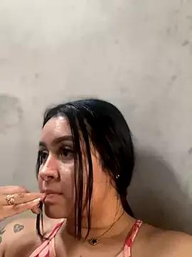 Pretty_Isadora from StripChat