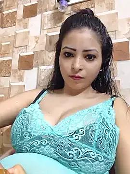 QUEEN-ADITI from StripChat
