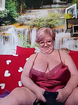 QueenPammy1 from StripChat