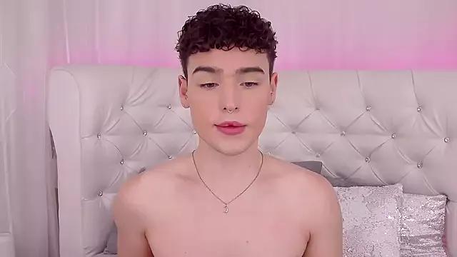RobbyCharming from StripChat