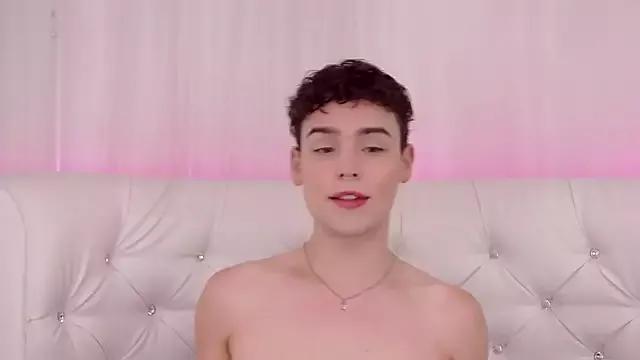 RobbyCharming from StripChat