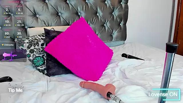 SalmaZaman from StripChat
