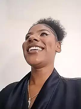 Sara_Lewwis from StripChat