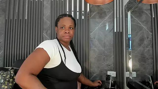 Naked Room SaraiEvans 