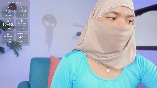 saray_halam from StripChat