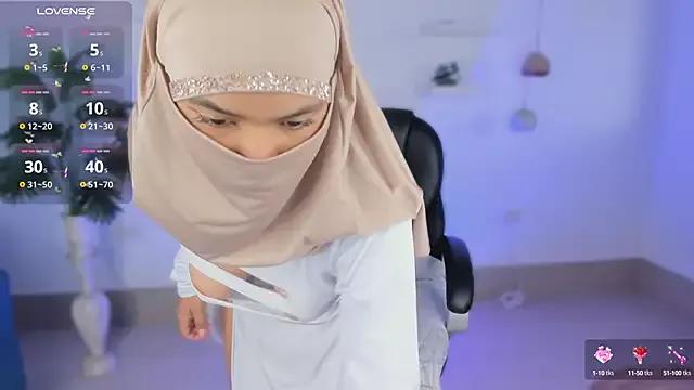saray_halam from StripChat