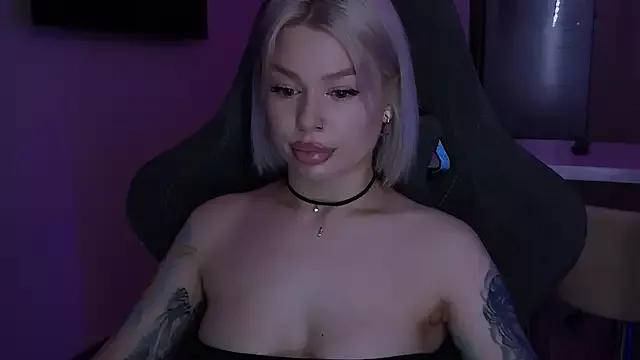 Naked Room Sasha_Mason 