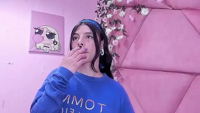 Sasha_Petitte from StripChat