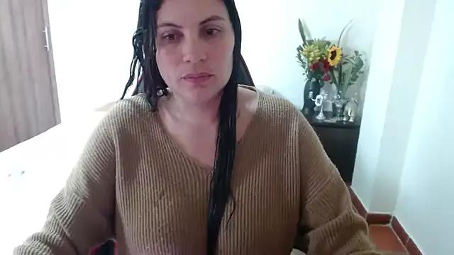 Secret_Bella from StripChat