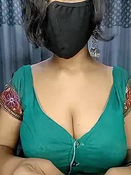 Naked Room SEEMA_127 