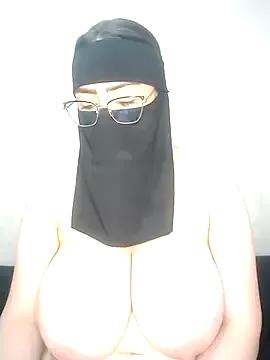 Sexy__Arab from StripChat is Freechat