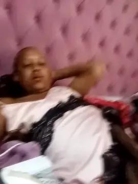 ShooingBunch from StripChat