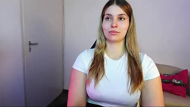 ShyHotNerd from StripChat