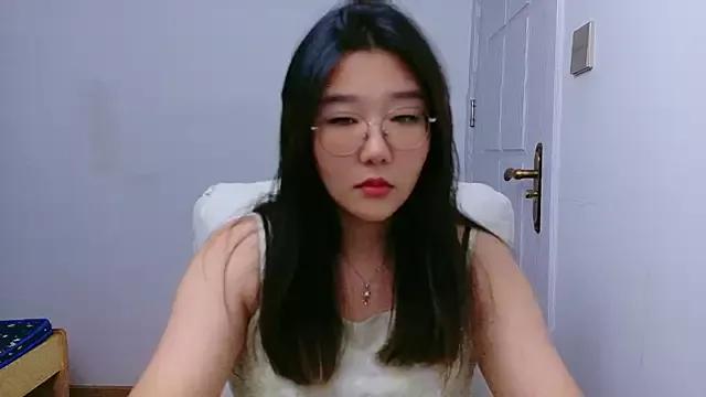 sisi-maiden from StripChat