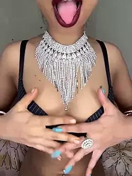 Sonasexy321 from StripChat is Freechat