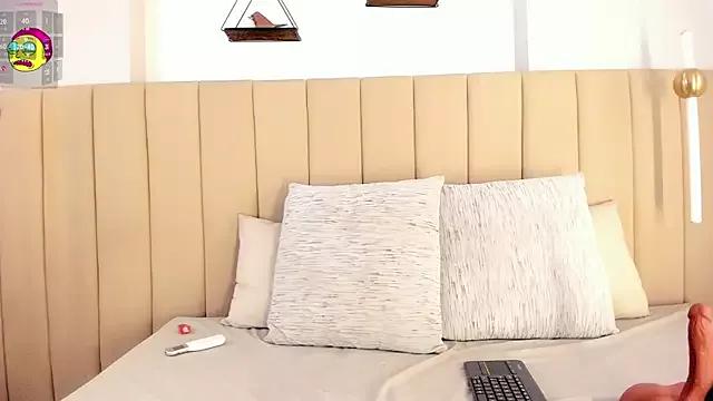 susy_monroe_ from StripChat