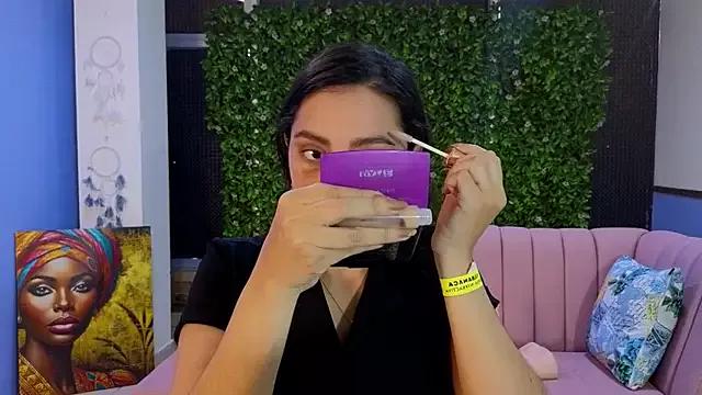 sweet_ahinara from StripChat