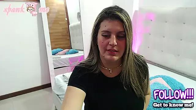 sweet_christtydiaz from StripChat