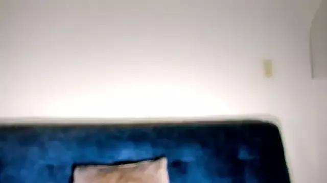 SweetDesaire1 from StripChat is Freechat