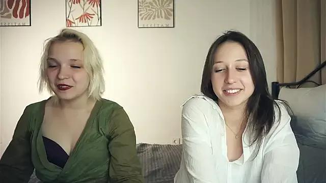 ThomasinaKolarik from StripChat