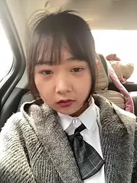 tiantian-26 from StripChat is Freechat