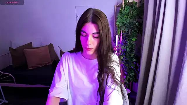 toooyour from StripChat
