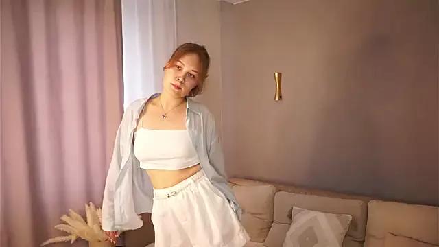 TreasaBueter from StripChat