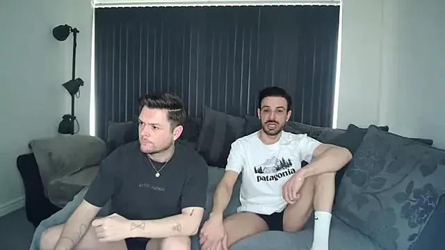 twotwinkhusbandss from StripChat