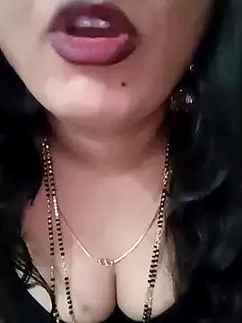 Urmila_555 from StripChat is Freechat