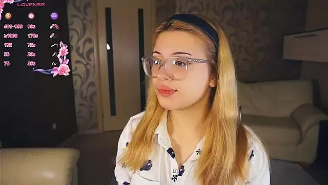 VerniceEngelking from StripChat is Freechat
