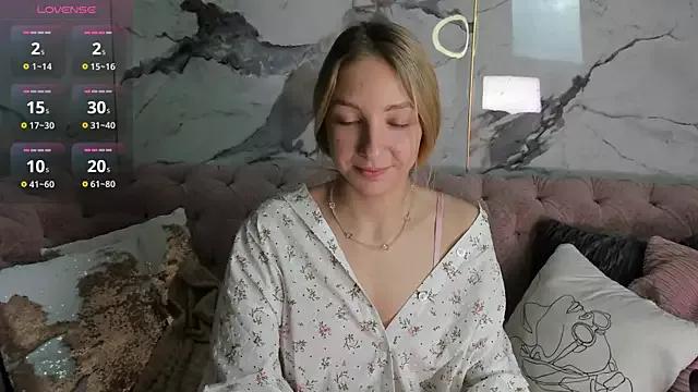 Virgin_Mind from StripChat