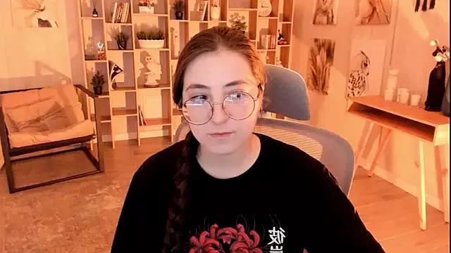 VirtuallVoyant from StripChat